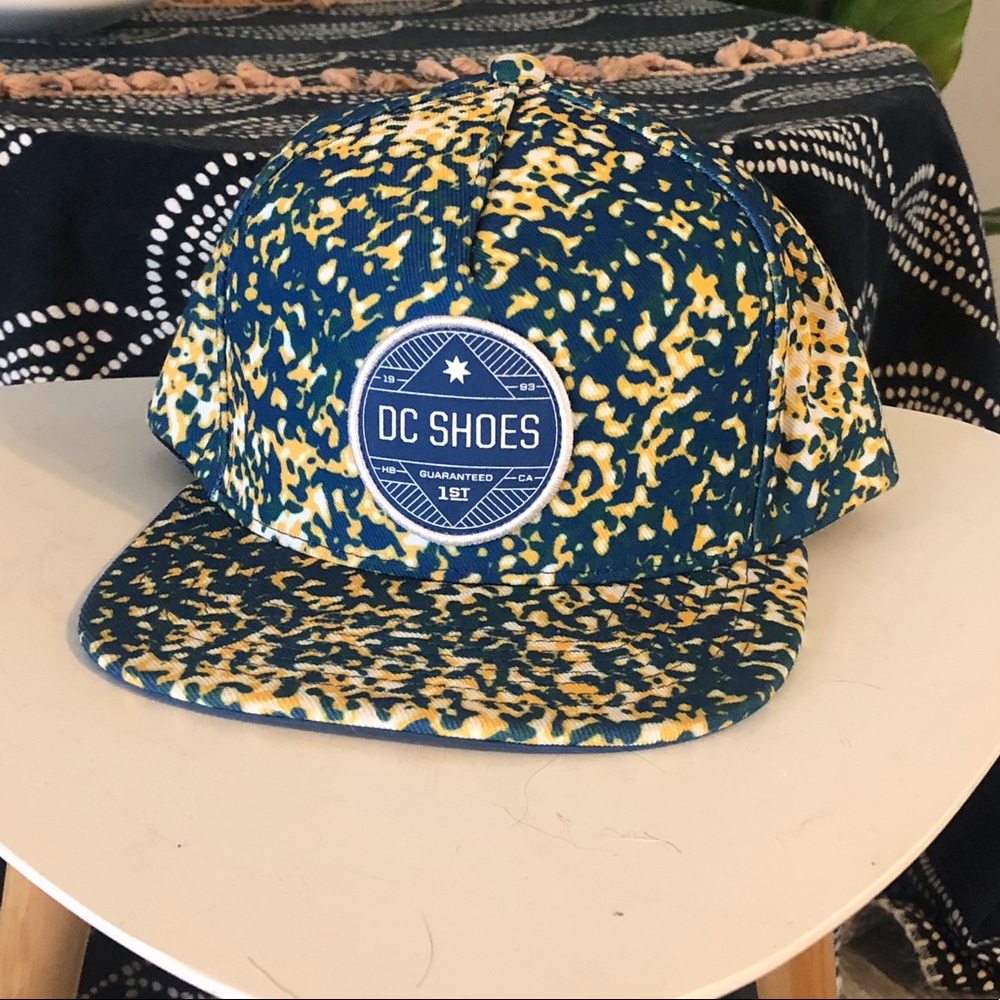 DC SnapBack Hat 🧢 Blue & Yellow
